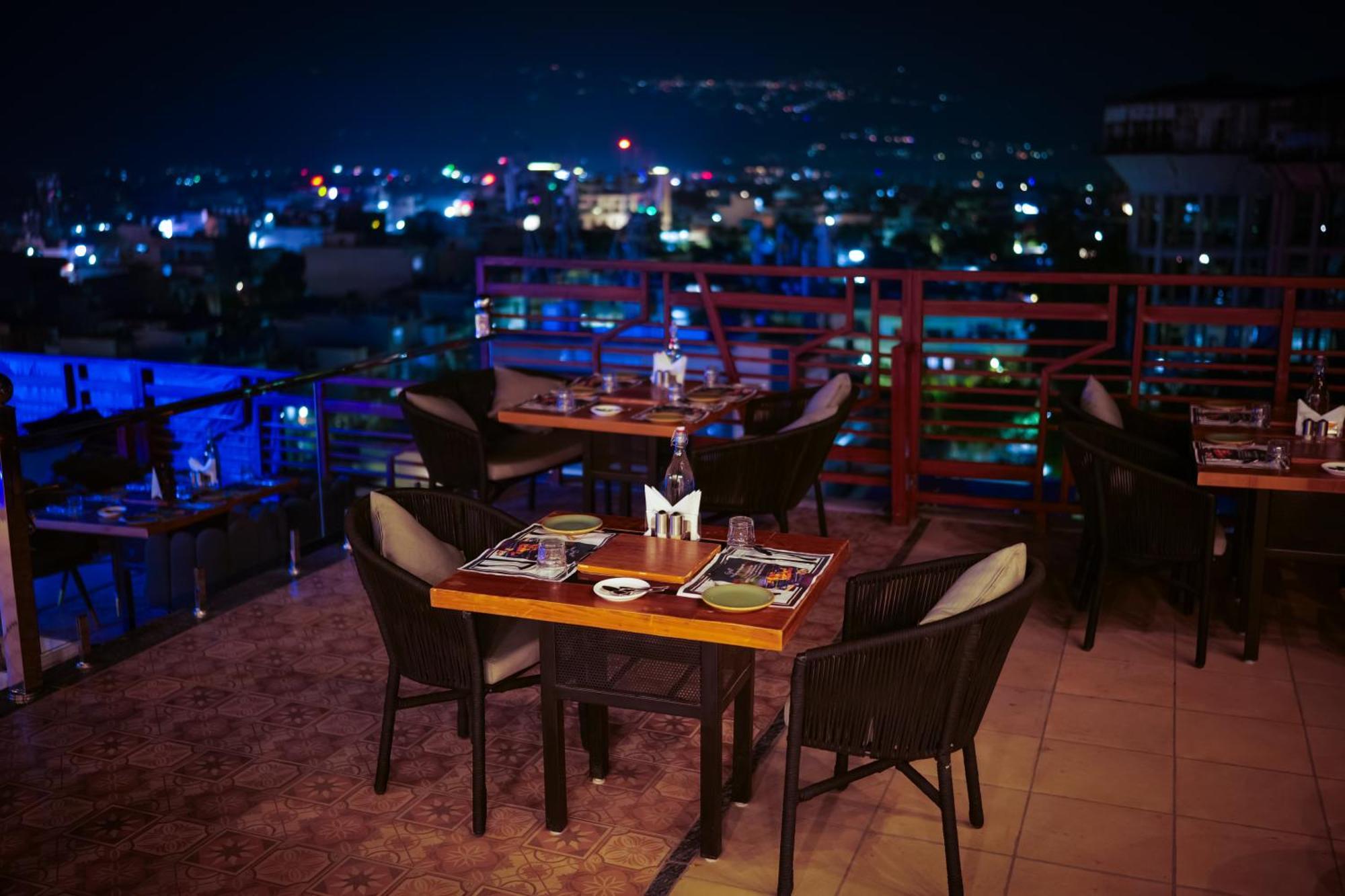 Effotel By Sayaji เดห์ราดุน ภายนอก รูปภาพ